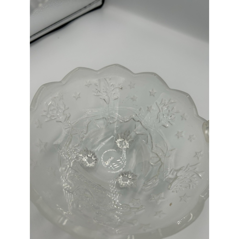MIKASA Frosted Glass Reindeer & Star Footed Basket With Plastic Handle